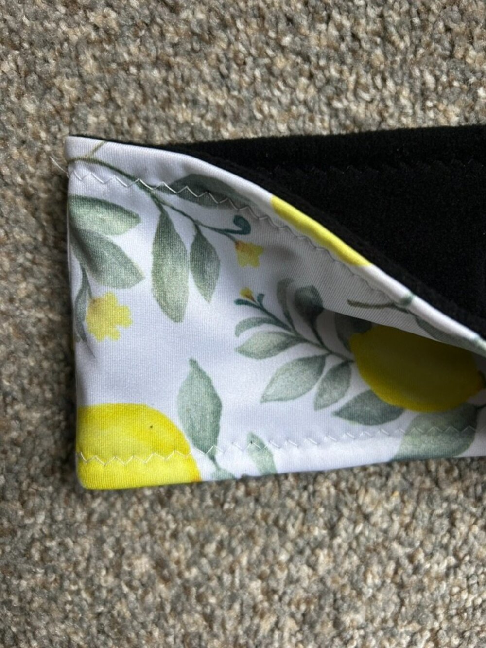 Skida Alpine White & Yellow Lemon Print Headband - Picture 2 of 3